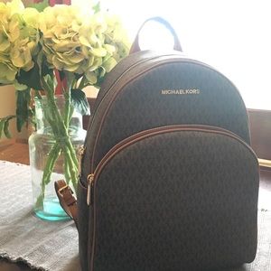Michael Kors Abbey LG Backpack-NWT
